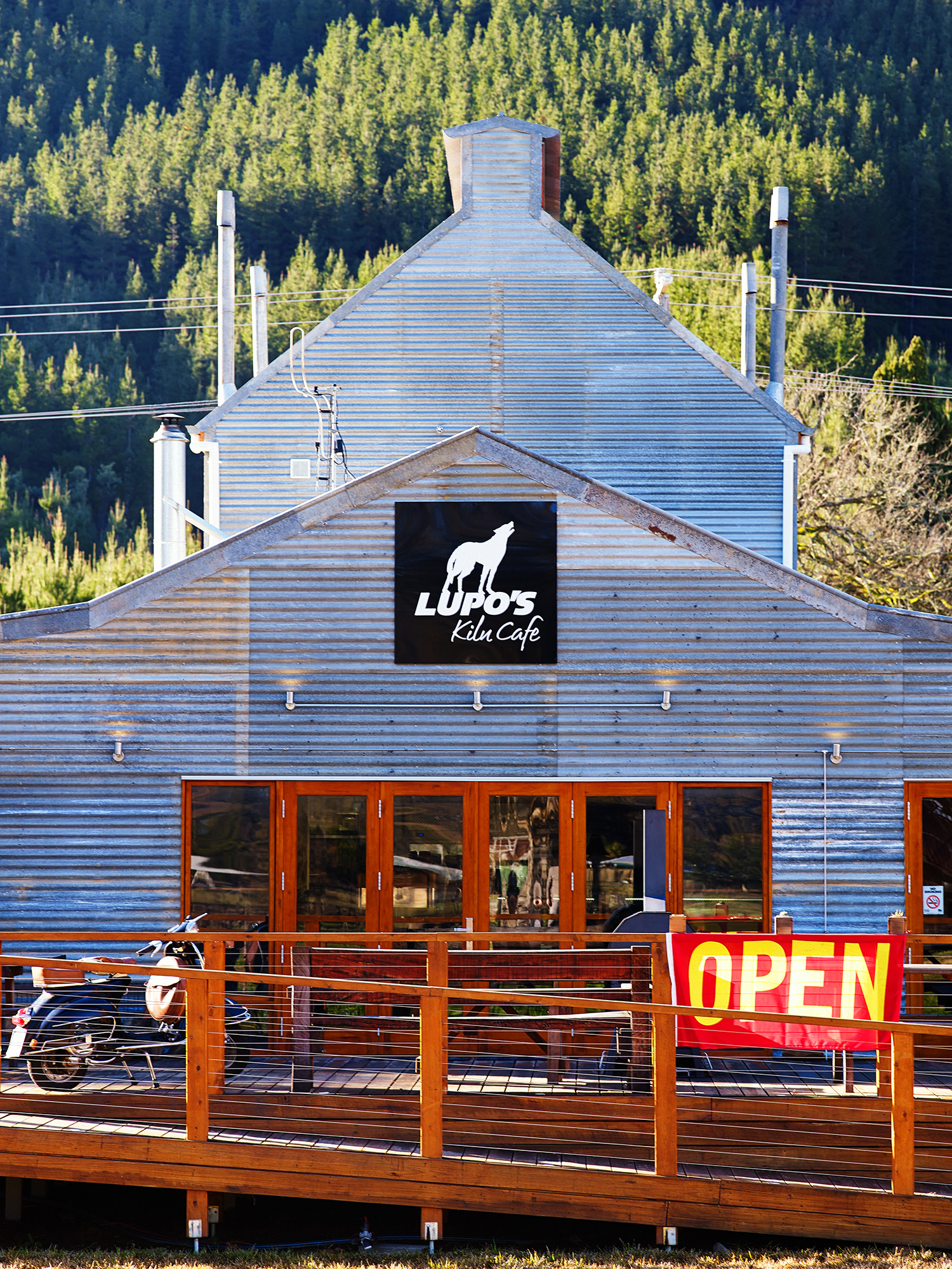 Lupo's kiln Cafe